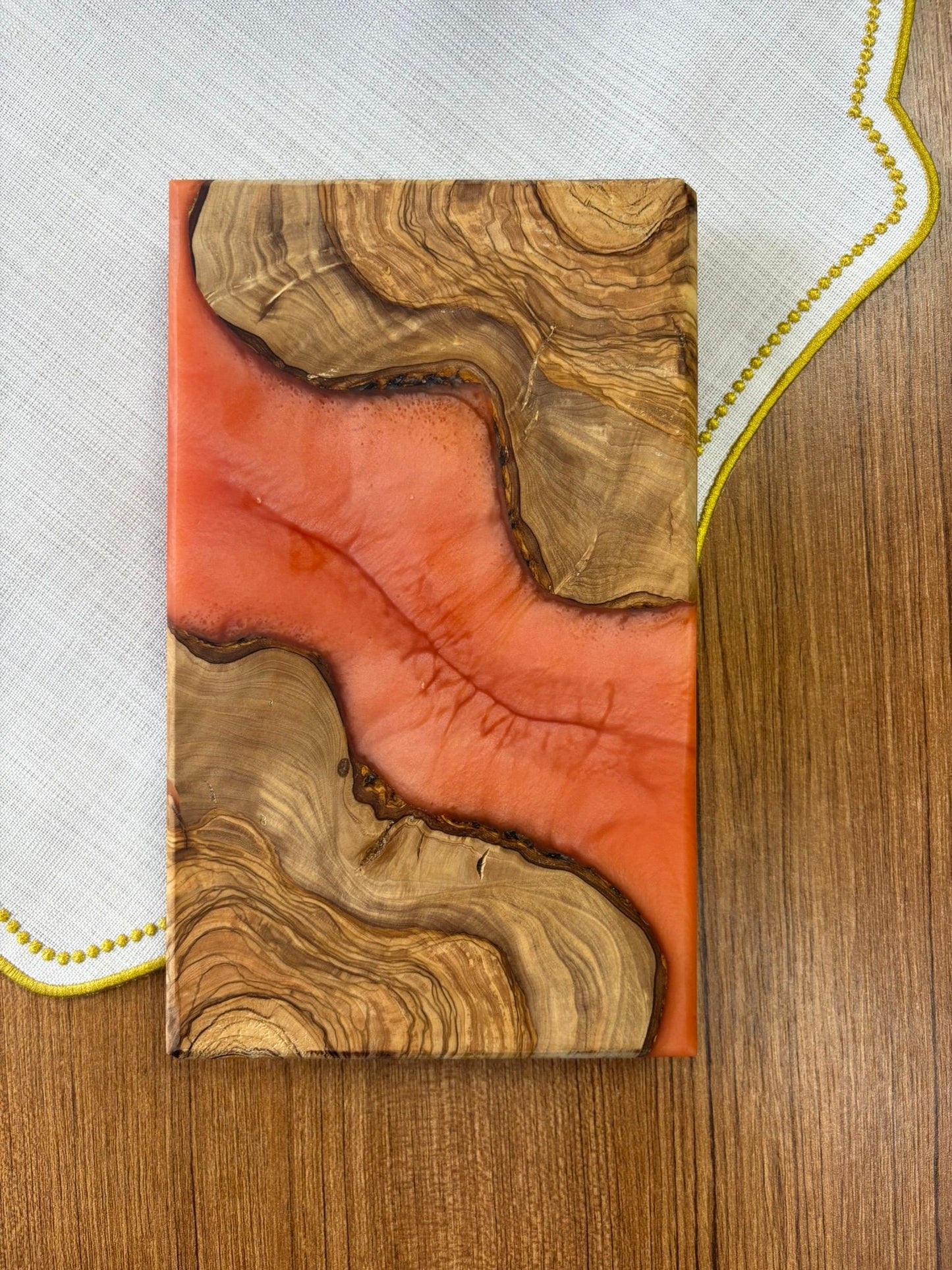 Ayaklı Dikdörtgen Epoksi Sunumluk Küçük Boy / Turuncu / Orta Sunumluk