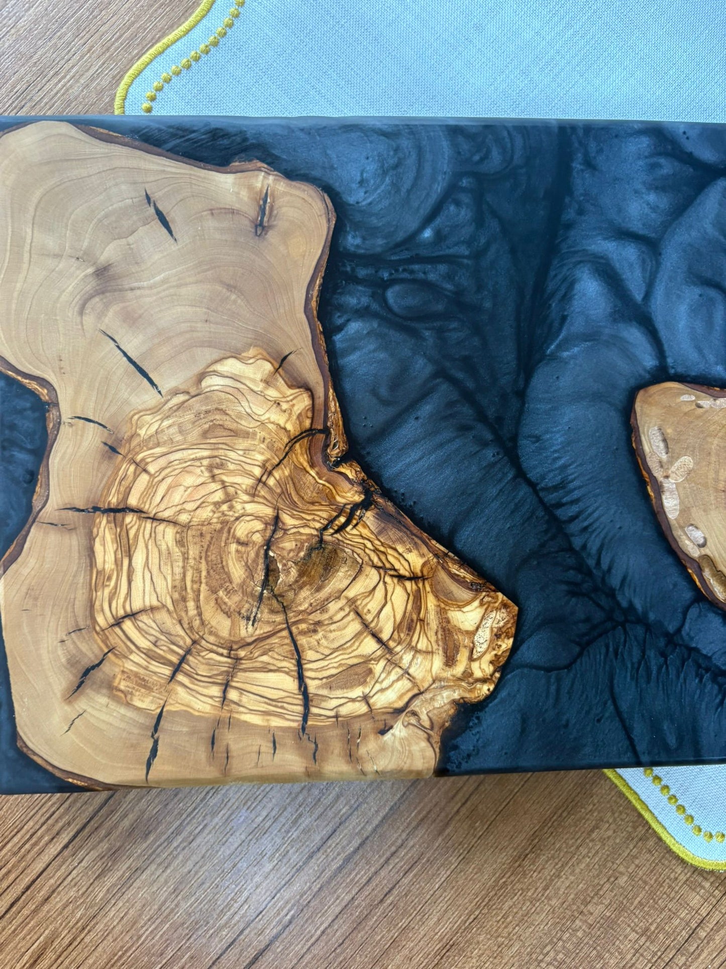 Ayaklı Dikdörtgen Epoksi Sunumluk Büyük Boy / Dark / Orta Sunumluk