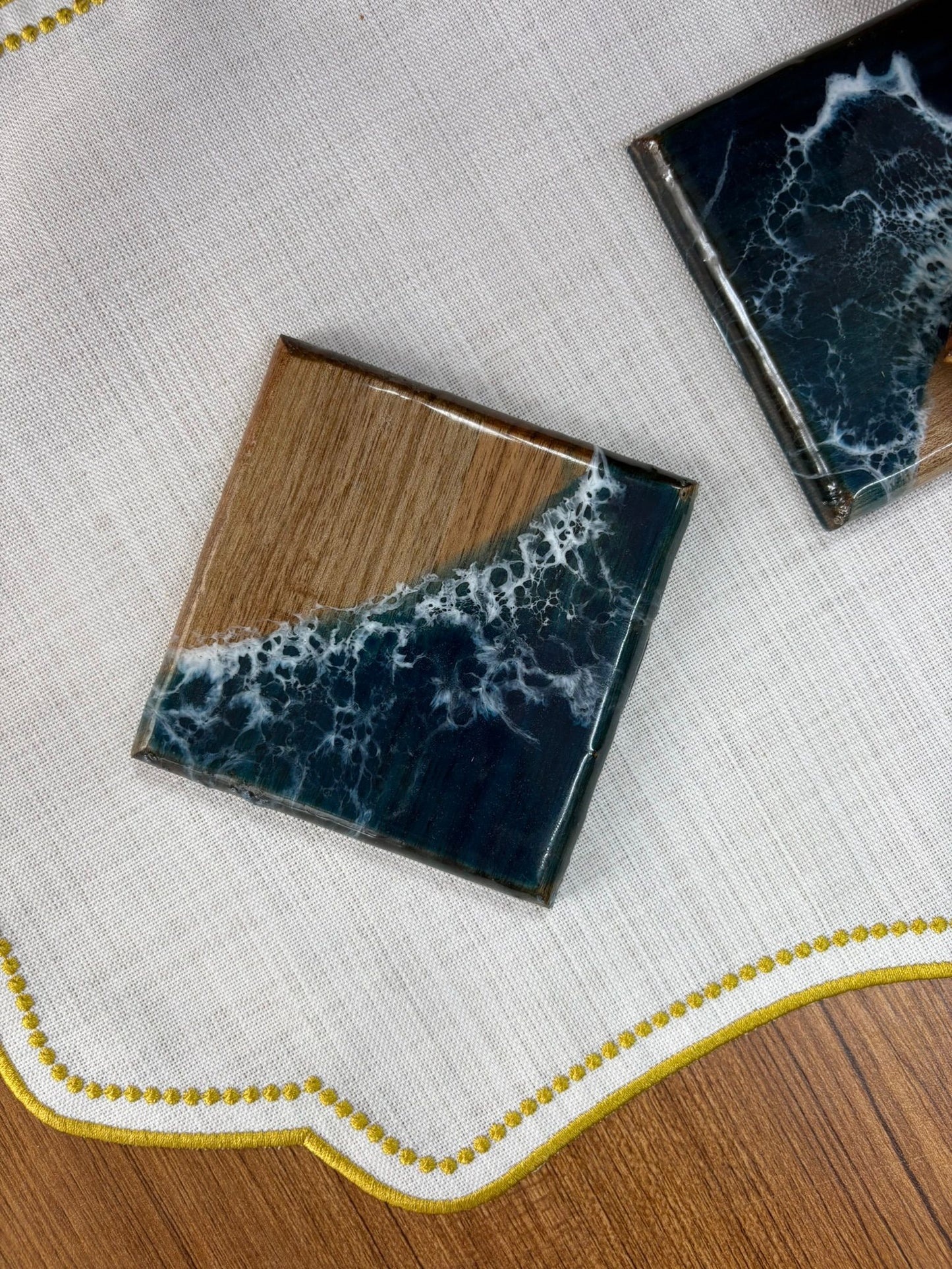 Doğal Okyanus Efektli Kare Epoksi Bardak Altlığı