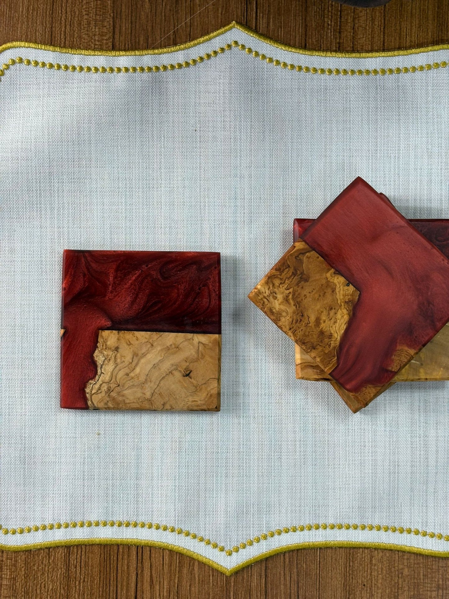 Doğal Efektli Kare Epoksi Bardak Altlığı / Bordo