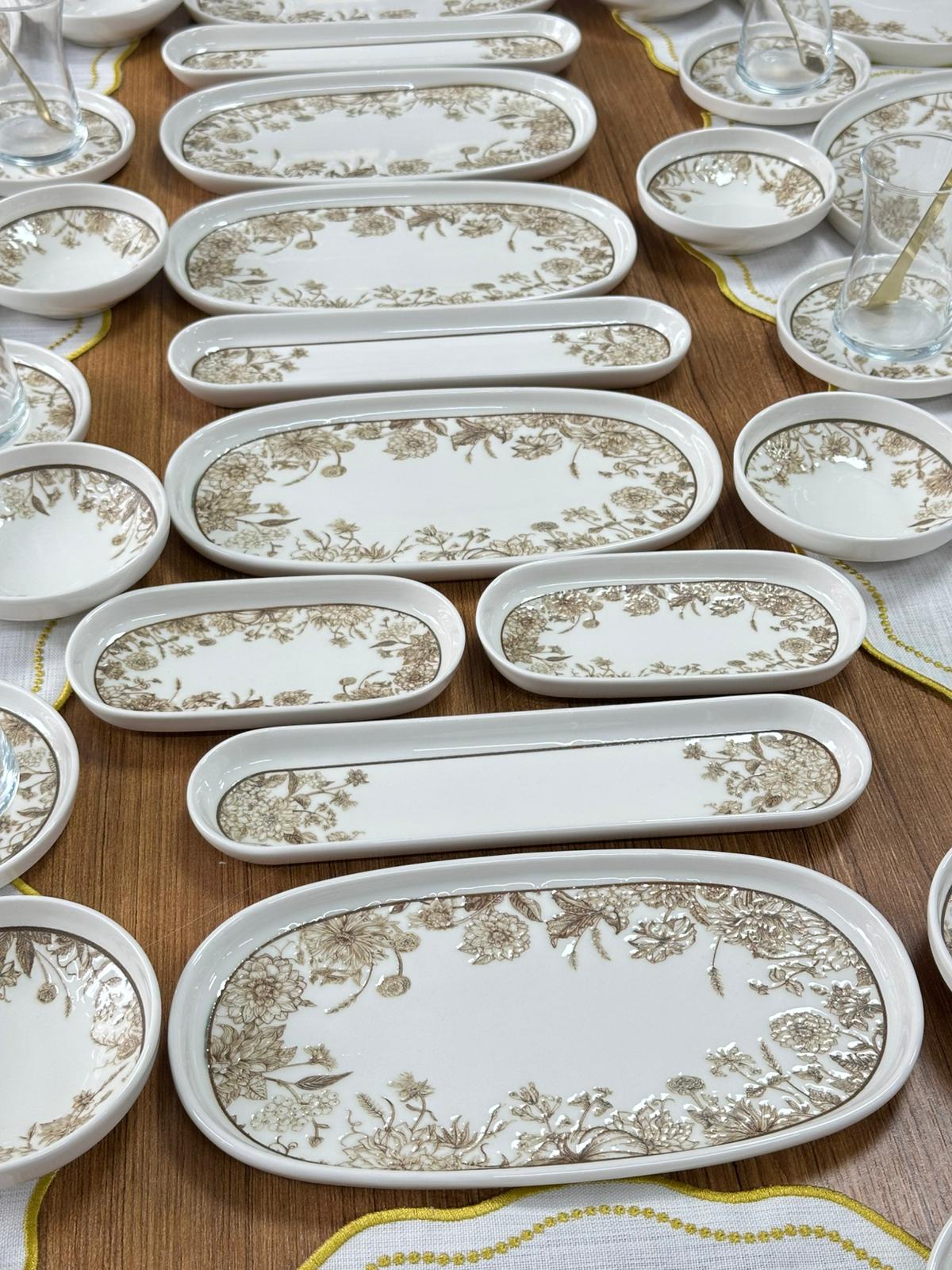 Kahvaltı Takımı 82 Parça 12 Kişilik Petra